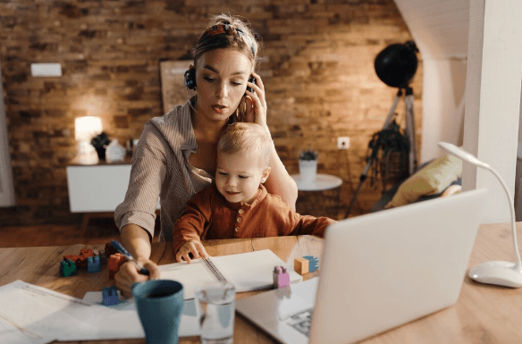 15 Jobs for Moms to Stay at Home With Kids and Build a Side Income